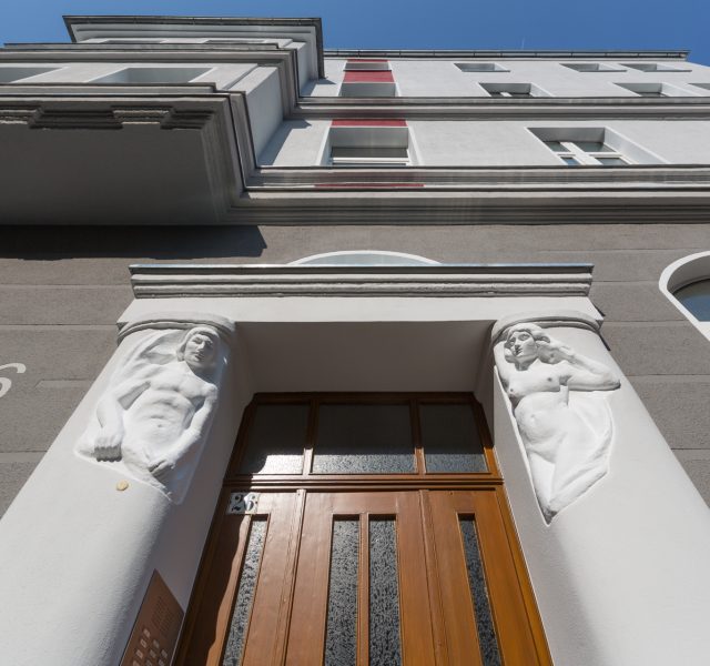 Fassade streichen sanieren Stilfassade Hannover Keim Farben