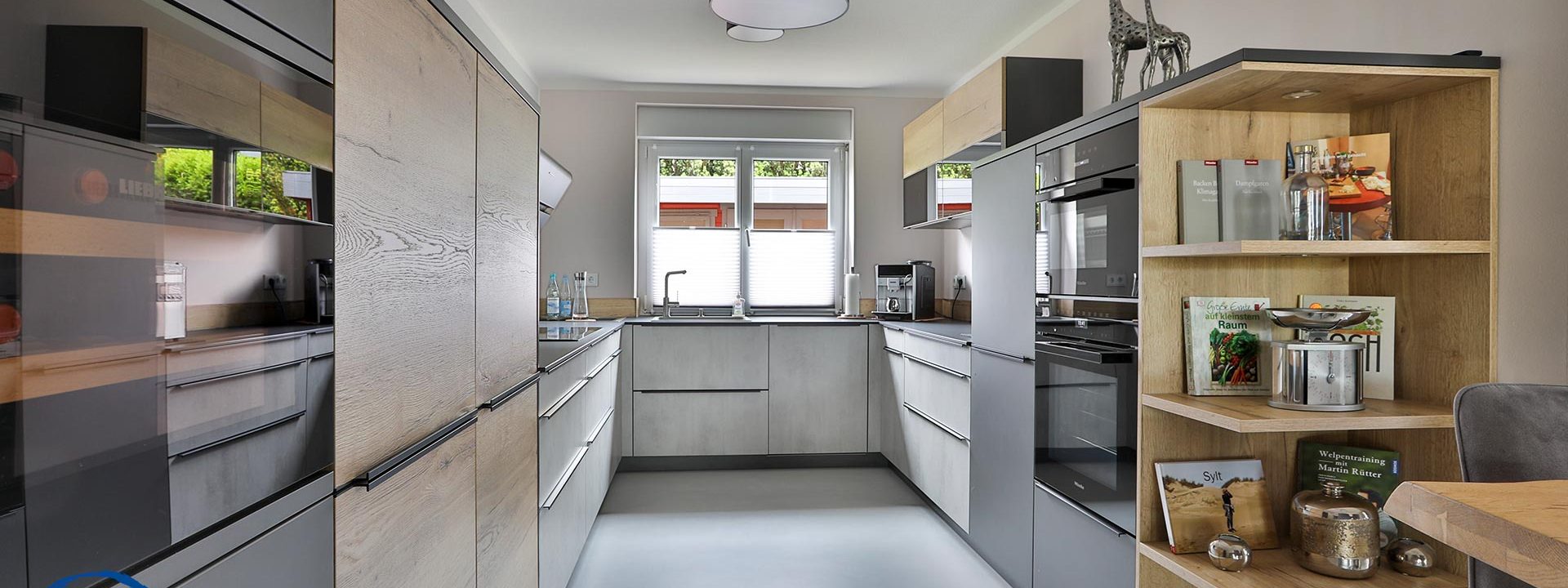 Fugenloser Boden Volimea Wandflaechen FengShui Kueche Maler Hildesheim Einum 01